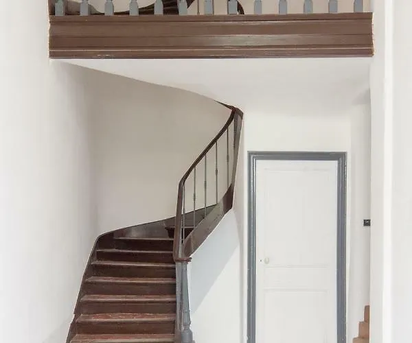 Aux Iles D'or Apartment